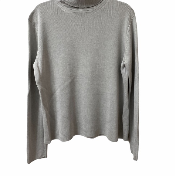 Belford silk turtleneck king sleeve sweater top - Picture 2 of 11